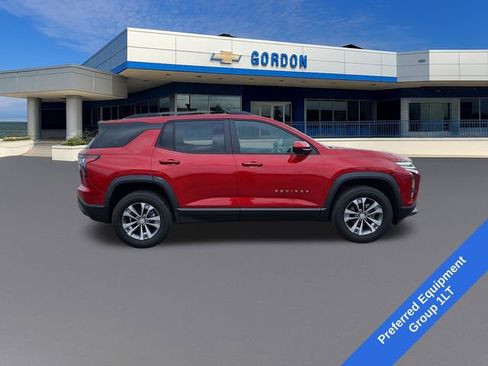 Used 2025 Chevrolet Equinox LT w/ Convenience Package II FWD image 7