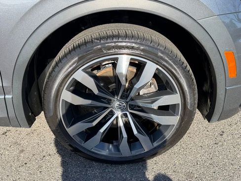 Used 2021 Volkswagen Tiguan SEL Premium R-Line image 14