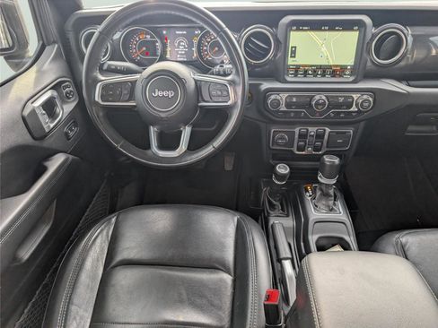 Used 2021 Jeep Wrangler Unlimited Sahara image 29