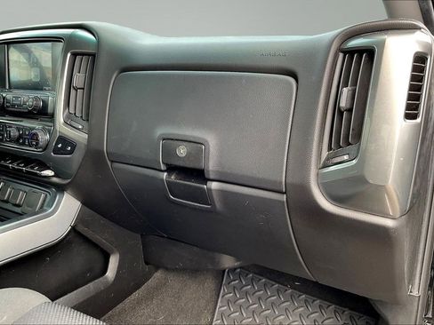 Used 2018 Chevrolet Silverado 1500 LT w/ All Star Edition image 16