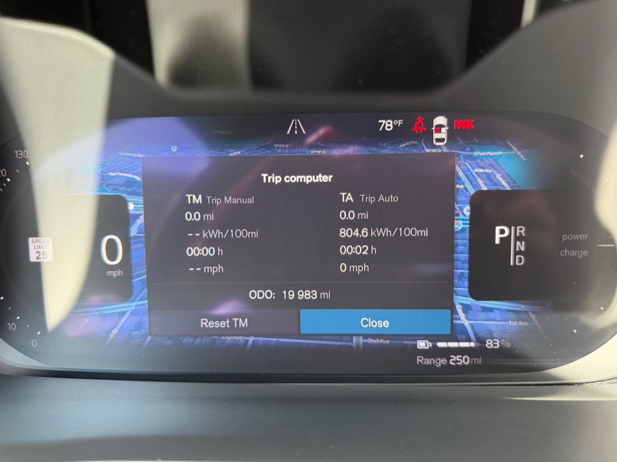 Used 2023 Volvo C40 P8 Recharge Plus w/ Protection Package Premier AWD/4WD image 12