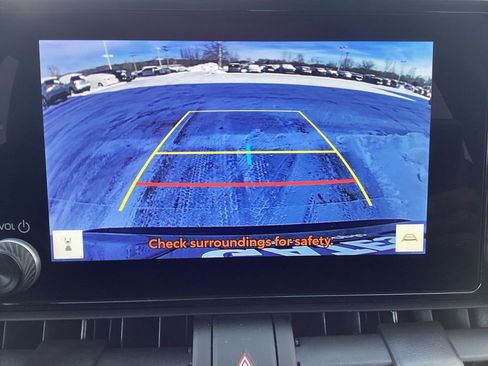 Used 2025 Toyota RAV4 XLE image 16