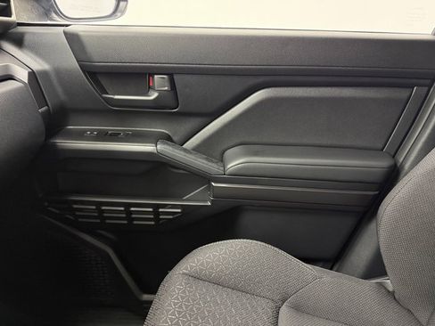 Used 2025 Toyota 4Runner SR5 image 25