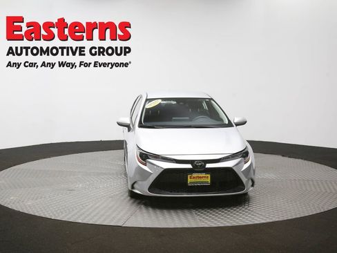 Used 2022 Toyota Corolla LE FWD image 51