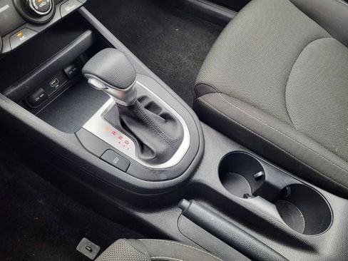 Used 2023 Kia Forte LXS image 16