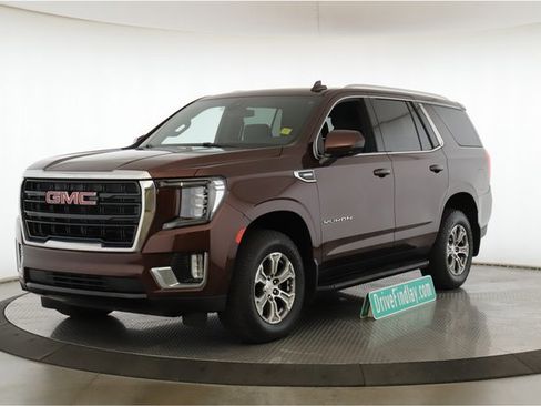 Used 2022 GMC Yukon SLE image 10
