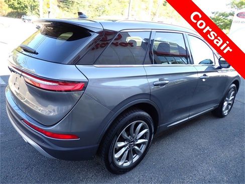 Used 2021 Lincoln Corsair AWD w/ Premium Package image 6