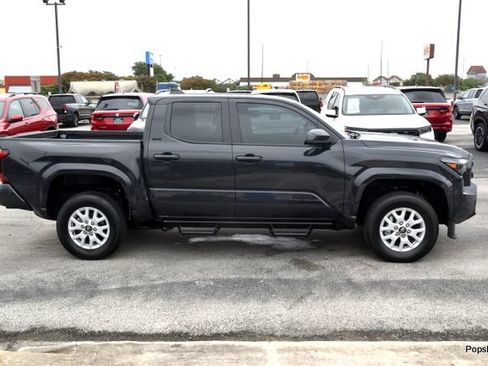 Used 2025 Toyota Tacoma SR5 RWD image 3