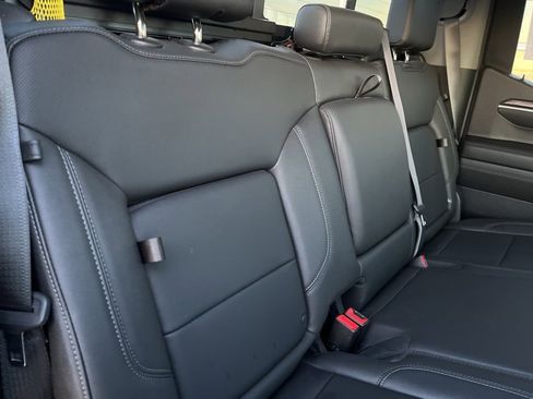 Certified 2022 Chevrolet Silverado 1500 LTZ w/ LTZ Convenience Package II image 23