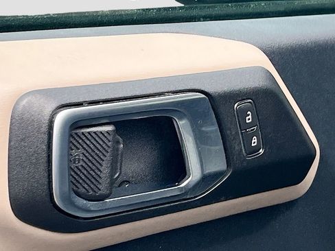 Used 2022 Ford Bronco Wildtrak AWD/4WD image 18