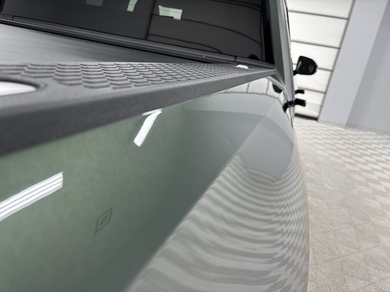Used 2024 Rivian R1T Adventure Dual AWD/4WD image 34