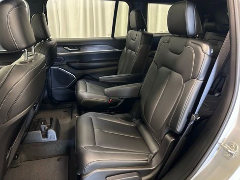 New 2026 Jeep Grand Cherokee L Limited AWD/4WD image 22