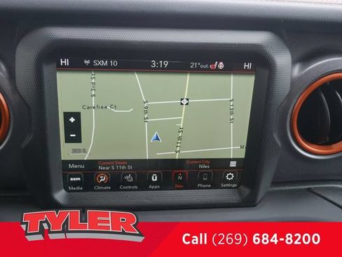 Used 2022 Jeep Gladiator Mojave w/ Cold Weather Group AWD/4WD image 51