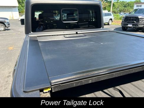 Used 2022 Jeep Gladiator Sport AWD/4WD image 37