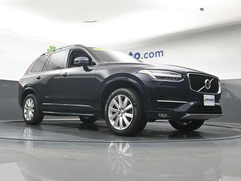 Used 2017 Volvo XC90 T6 Momentum w/ Vision Package AWD/4WD image 30