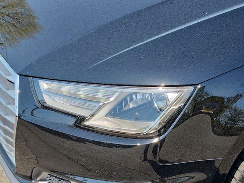 Used 2019 Audi A4 2.0T Premium w/ Convenience Package AWD/4WD image 10