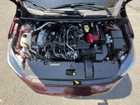 Used 2025 Nissan Sentra SV FWD image 30