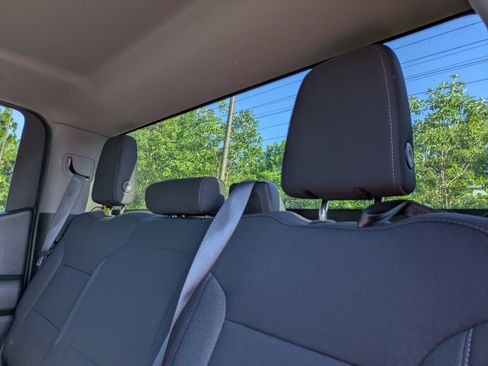 Used 2022 Chevrolet Silverado 1500 Custom Trail Boss w/ Safety Confidence Package AWD/4WD image 27