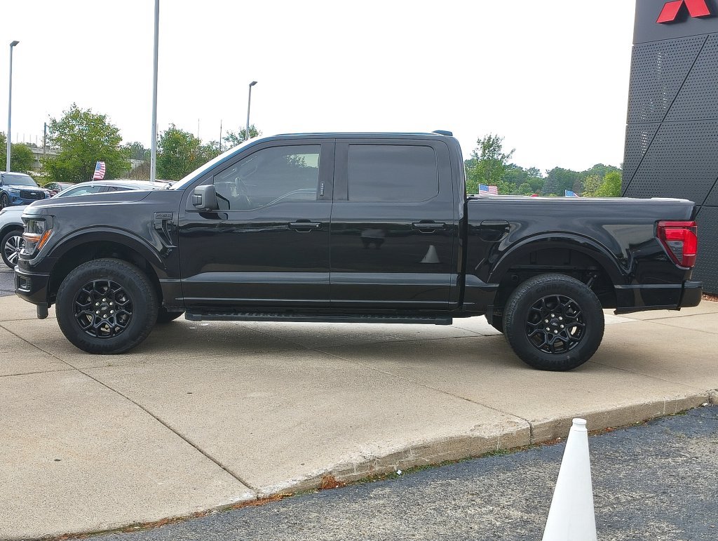 Used 2024 Ford F150 XLT w/ XLT Black Appearance Package AWD/4WD image 34