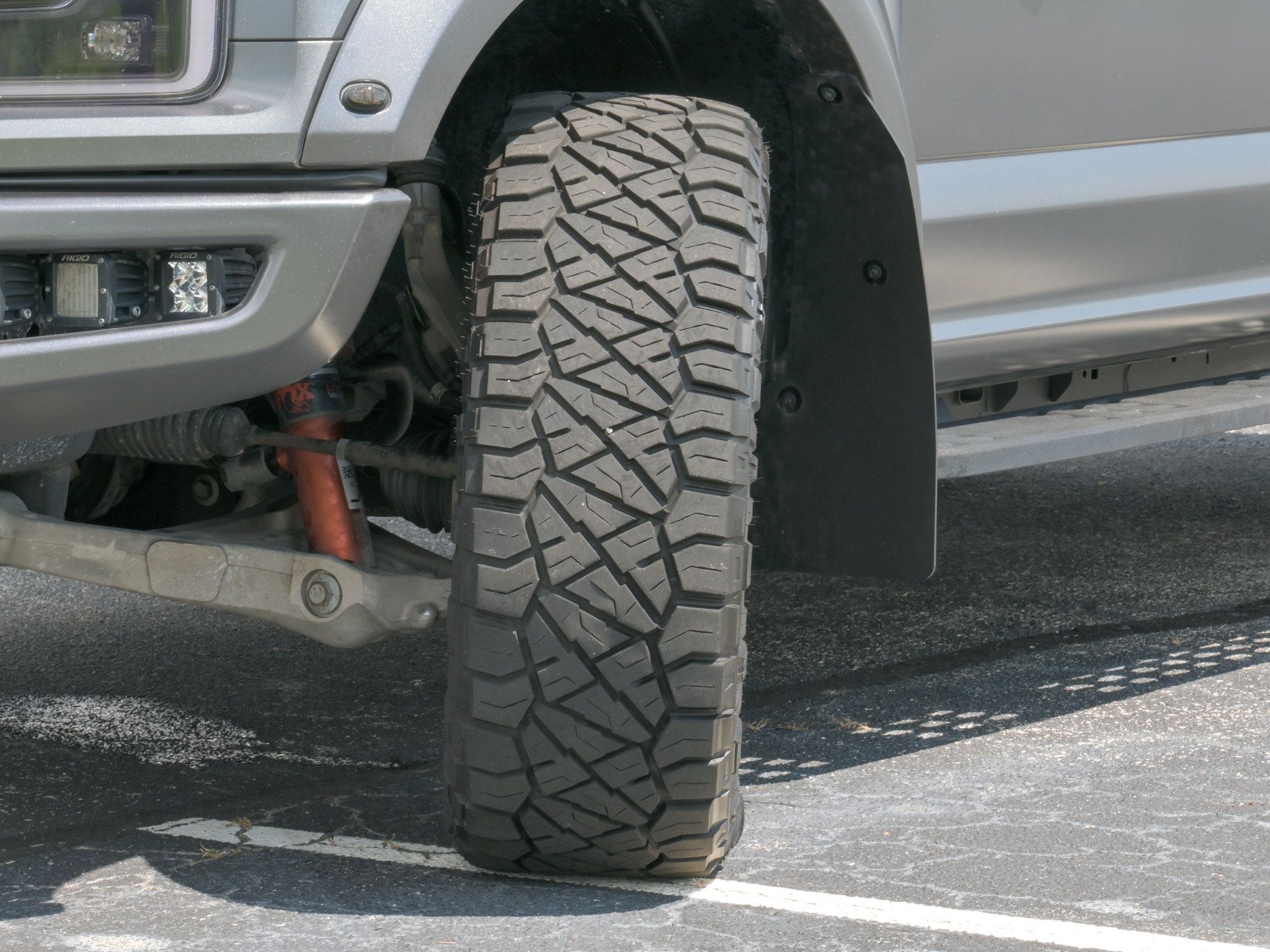 Used 2019 Ford F150 Raptor w/ Equipment Group 802A Luxury AWD/4WD image 42