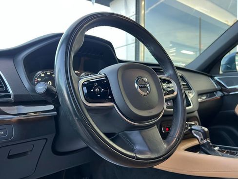 Used 2018 Volvo XC90 T5 Momentum w/ Convenience Package image 41
