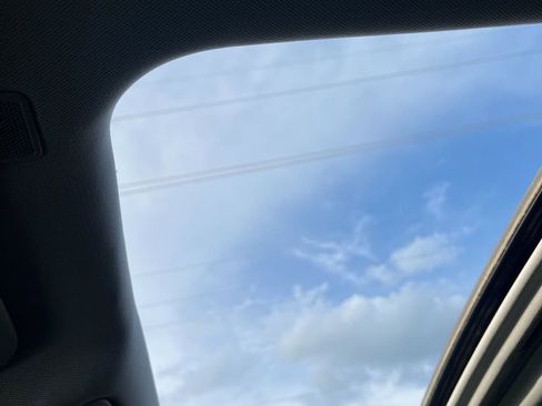 Used 2017 Chevrolet Silverado 1500 High Country image 10