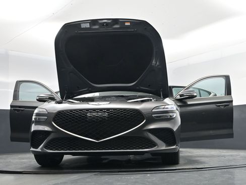 Used 2023 Genesis G70 2.0T w/ Sport Prestige Package image 22