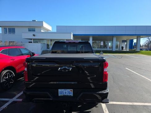 Used 2025 Chevrolet Silverado 1500 High Country w/ Midnight Edition image 8