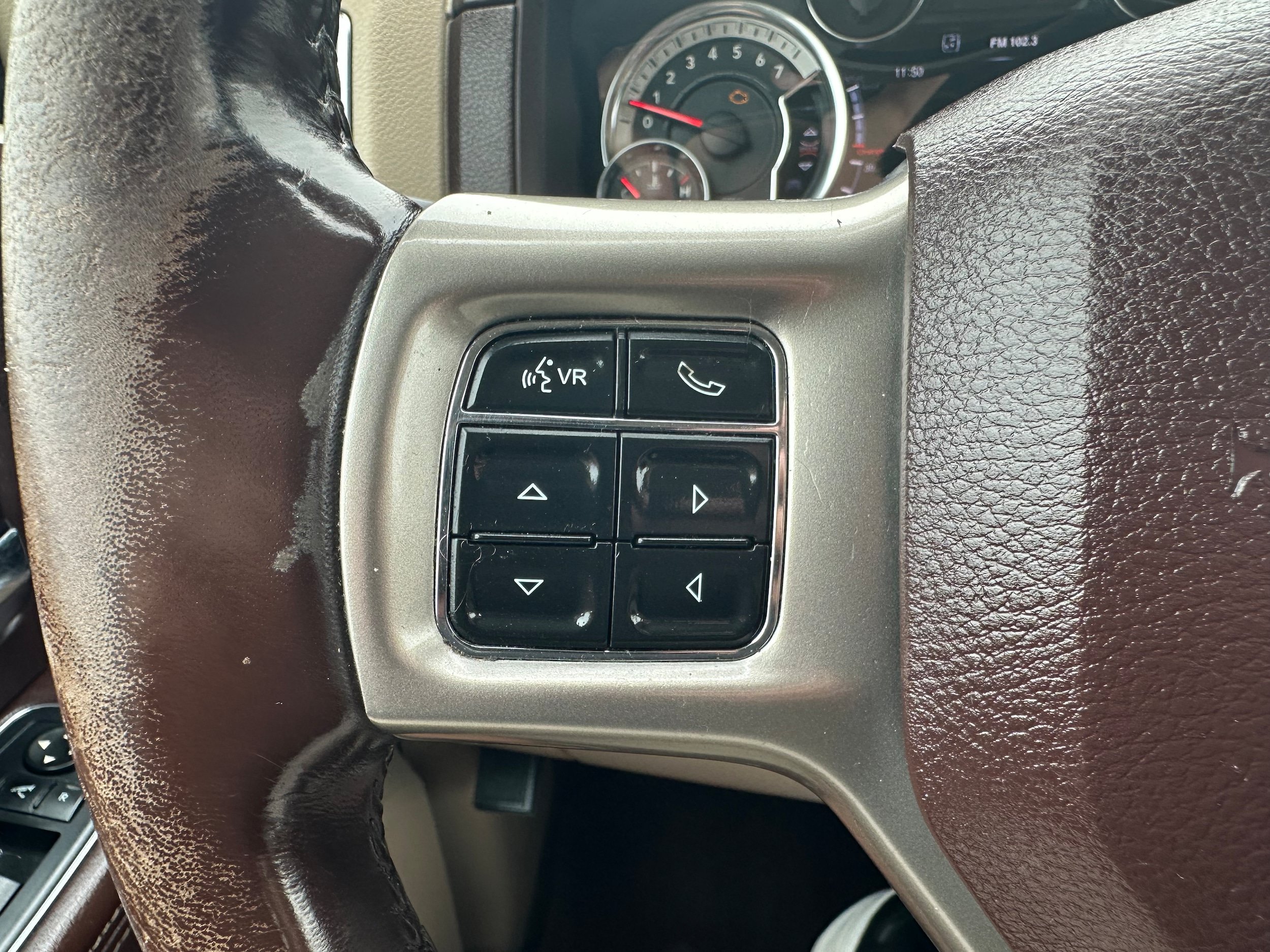 Used 2016 RAM 1500 Laramie w/ Convenience Group AWD/4WD image 23
