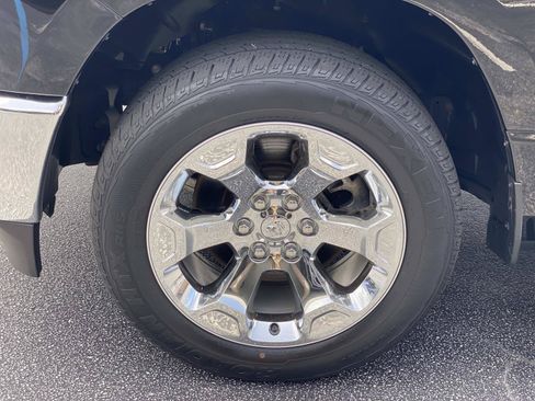 Used 2023 RAM 1500 Big Horn AWD/4WD image 10