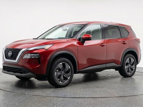 Used 2025 Nissan Rogue SV AWD/4WD image 3