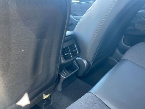 Used 2025 Kia Seltos S image 22