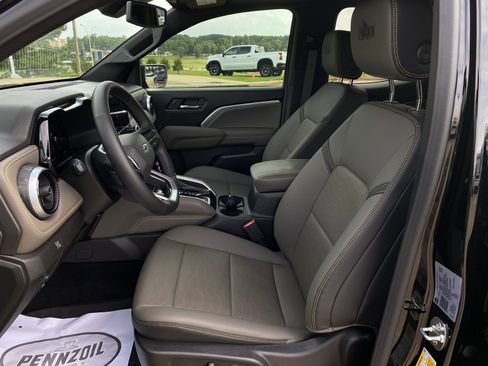 Used 2026 Chevrolet Colorado ZR2 w/ ZR2 Bison Edition AWD/4WD image 15