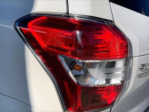 Used 2016 Subaru Forester 2.5i Premium AWD/4WD image 28
