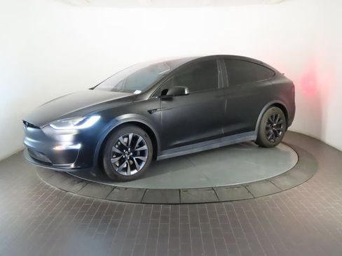 Used 2023 Tesla Model X AWD/4WD image 1