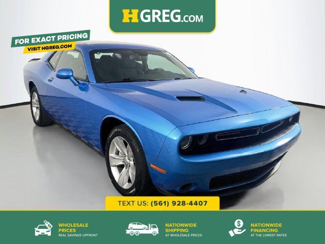 Used 2023 Dodge Challenger SXT RWD image 1