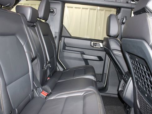 New 2026 Ford Bronco Badlands AWD/4WD image 26