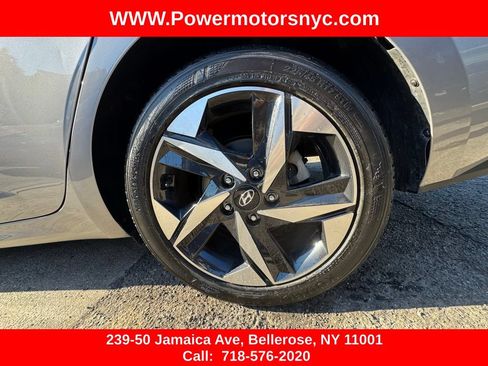 Used 2023 Hyundai Elantra SEL w/ Convenience Package FWD image 13