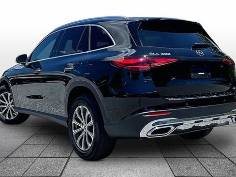 Used 2026 Mercedes-Benz GLC 300 4MATIC image 4