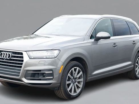 Used 2018 Audi Q7 3.0T Prestige w/ Prestige Package image 1