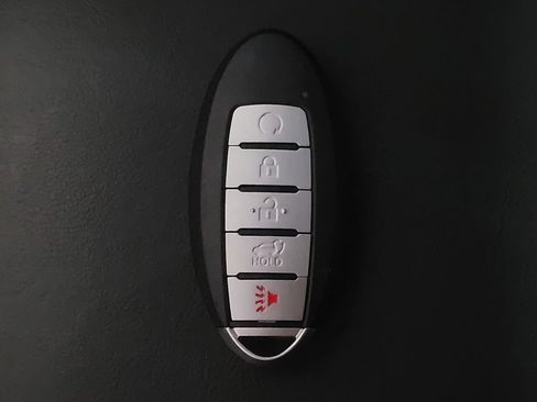 Used 2022 Nissan Murano SV FWD image 32