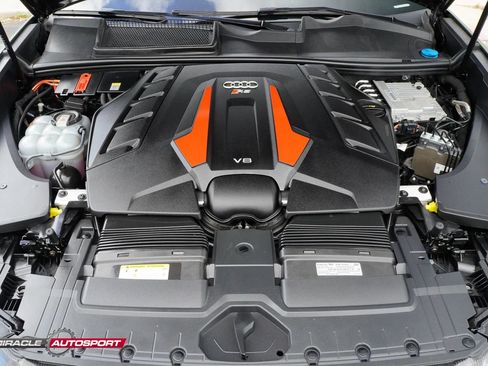 Used 2022 Audi RS Q8 w/ Carbon Optic Package AWD/4WD image 14