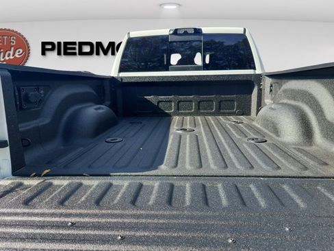 Used 2026 RAM 3500 Laramie AWD/4WD image 12