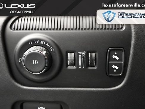 Used 2023 Jeep Grand Wagoneer Series II AWD/4WD image 16