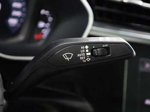 Used 2023 Audi Q3 2.0T Premium Plus w/ Premium Plus Package image 28