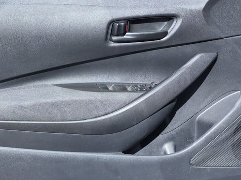 Certified 2025 Toyota Corolla LE FWD image 10