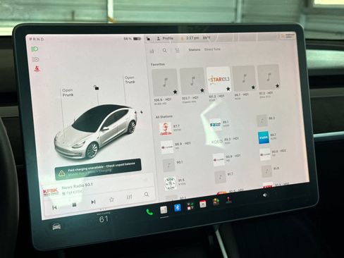 Used 2020 Tesla Model 3 Standard Range RWD image 19