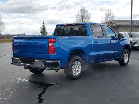 Used 2024 Chevrolet Silverado 1500 LT image 3