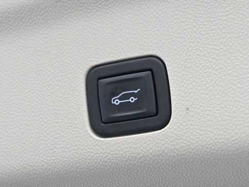 Certified 2024 Cadillac Escalade Sport Platinum w/ LPO, Floor Liner Package image 13