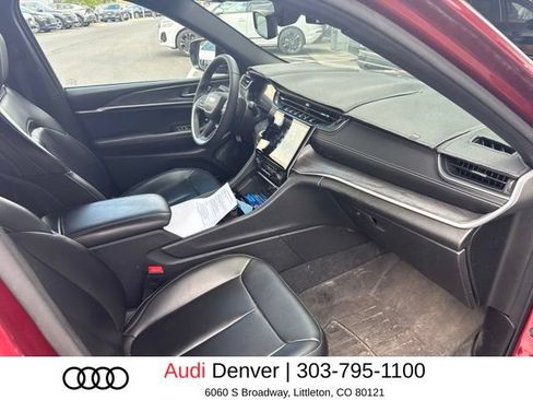 Used 2024 Jeep Grand Cherokee L Limited w/ Trailer Tow Package AWD/4WD image 17
